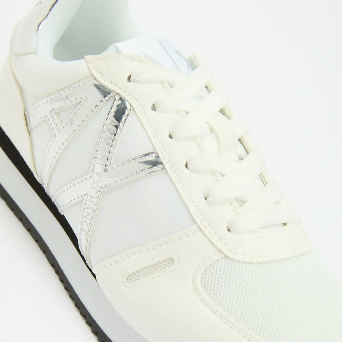 Armani Exchange Sneakers XDX031 XV137 - WHTSLV