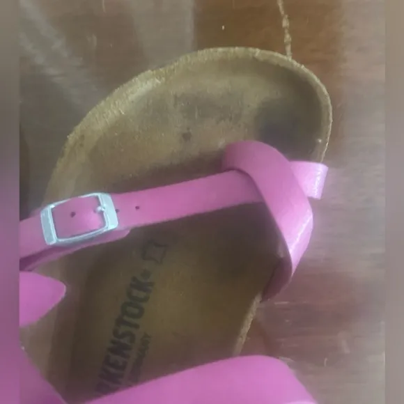 Birkenstock Yara sandals size 8/39 ankle strap pink purple clogs big buckle