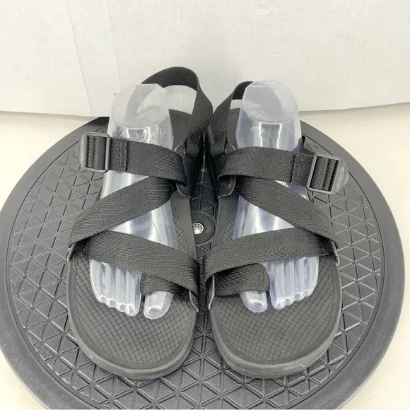 Chaco Men 45 Size 12 Sandals Black Strappy Shoes Rubber Water Hiking Lowdown 2
