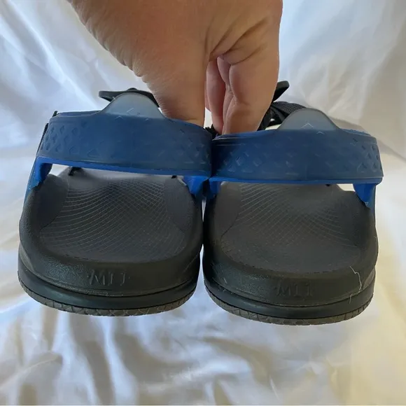 Chaco Men’s Z Canyon 2 Sandals Blue Black Rubber Heel Strap Adjustable Toe Loop