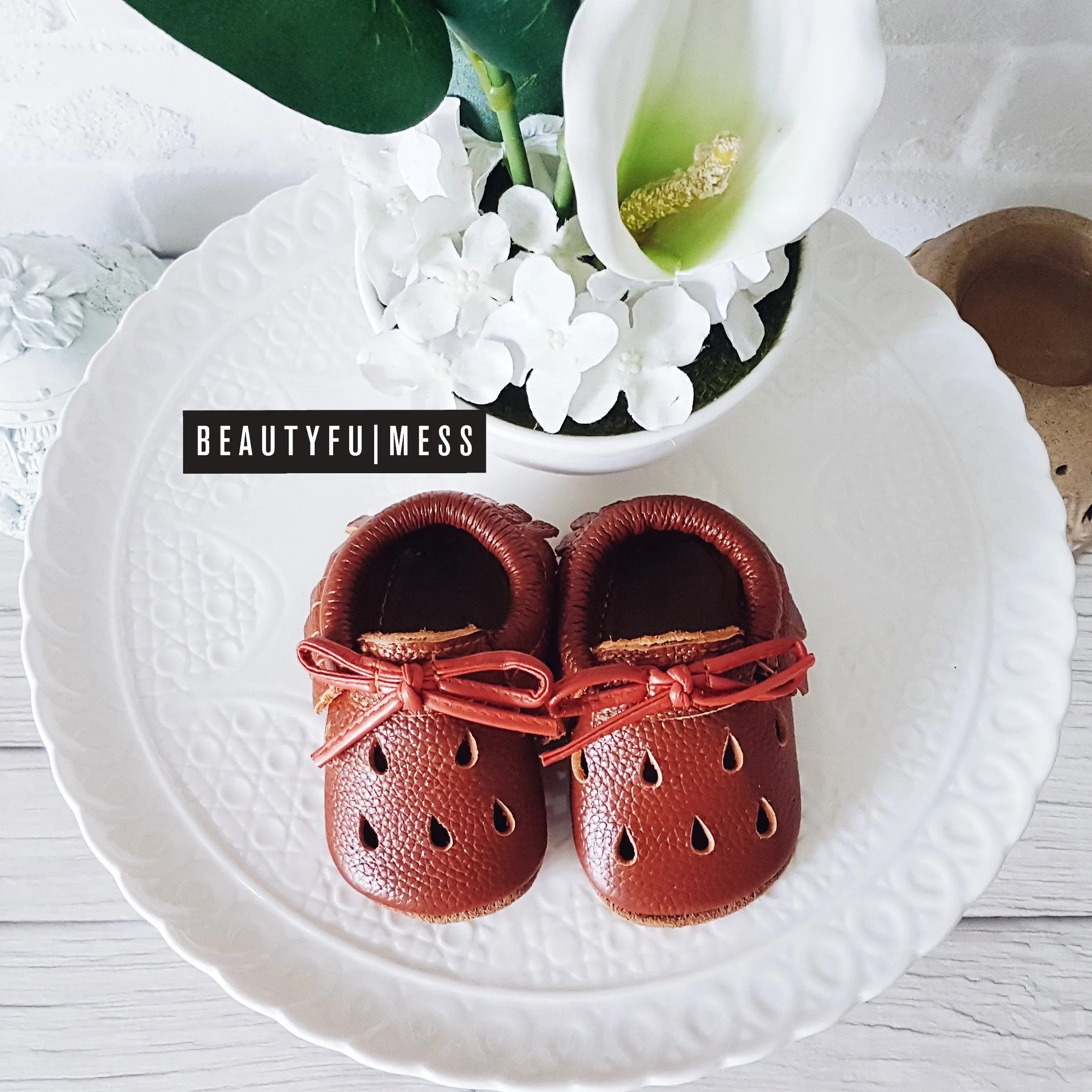 Chestnut (Genuine Leather)