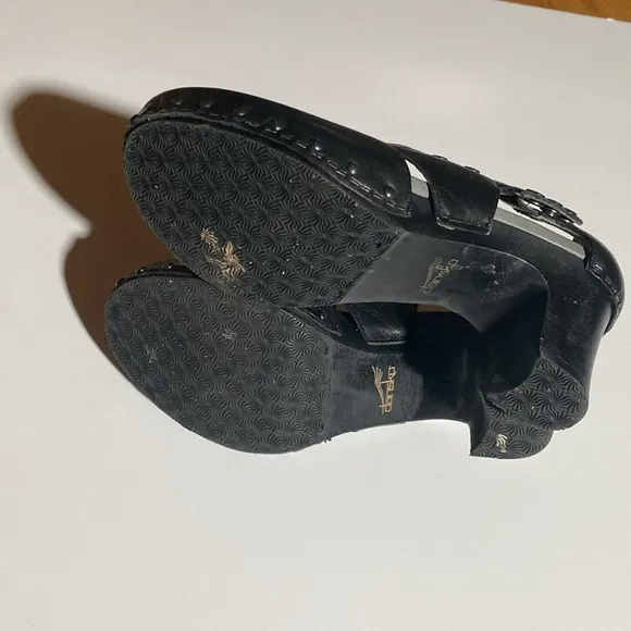 Dansko 38 Black Studded Clogs w/Heel