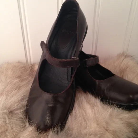 Dansko brown leather Mary Jane clog size 40