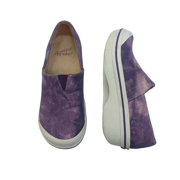 Dansko girls' &quot;Vesta&quot; tie-dyed canvas clogs