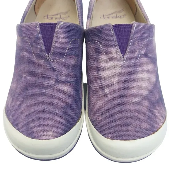 Dansko girls' &quot;Vesta&quot; tie-dyed canvas clogs