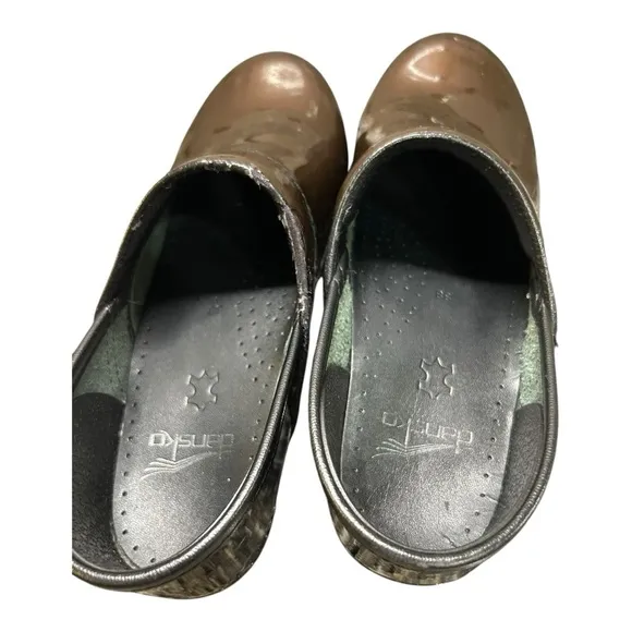DANSKO Professional Brown Pearl Clogs Patent Leather Womens Size 38 | 7.5 US