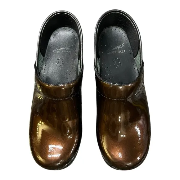 DANSKO Professional Brown Pearl Clogs Patent Leather Womens Size 38 | 7.5 US
