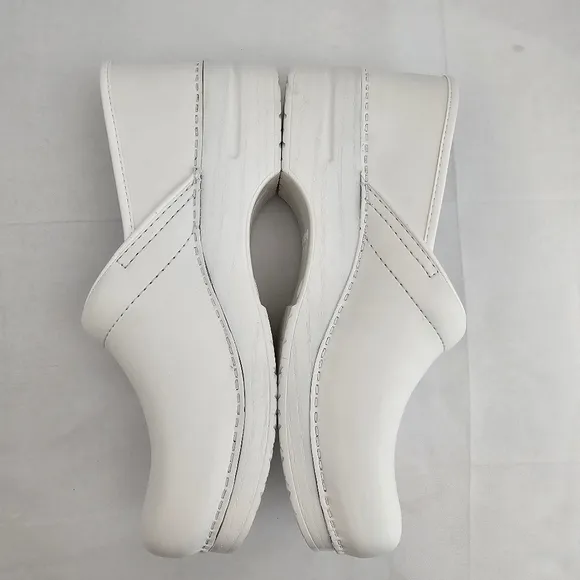 Dansko Professional Slip On Clogs Size 45