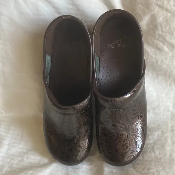 Dansko Women’s Brown Floral Tooled Leather Clogs Size 42