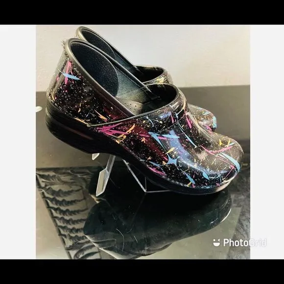 Dansko Professional BLK Pt Colorful Clogs WMS 40