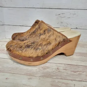 Five Worlds by Cordani calfhair clogs