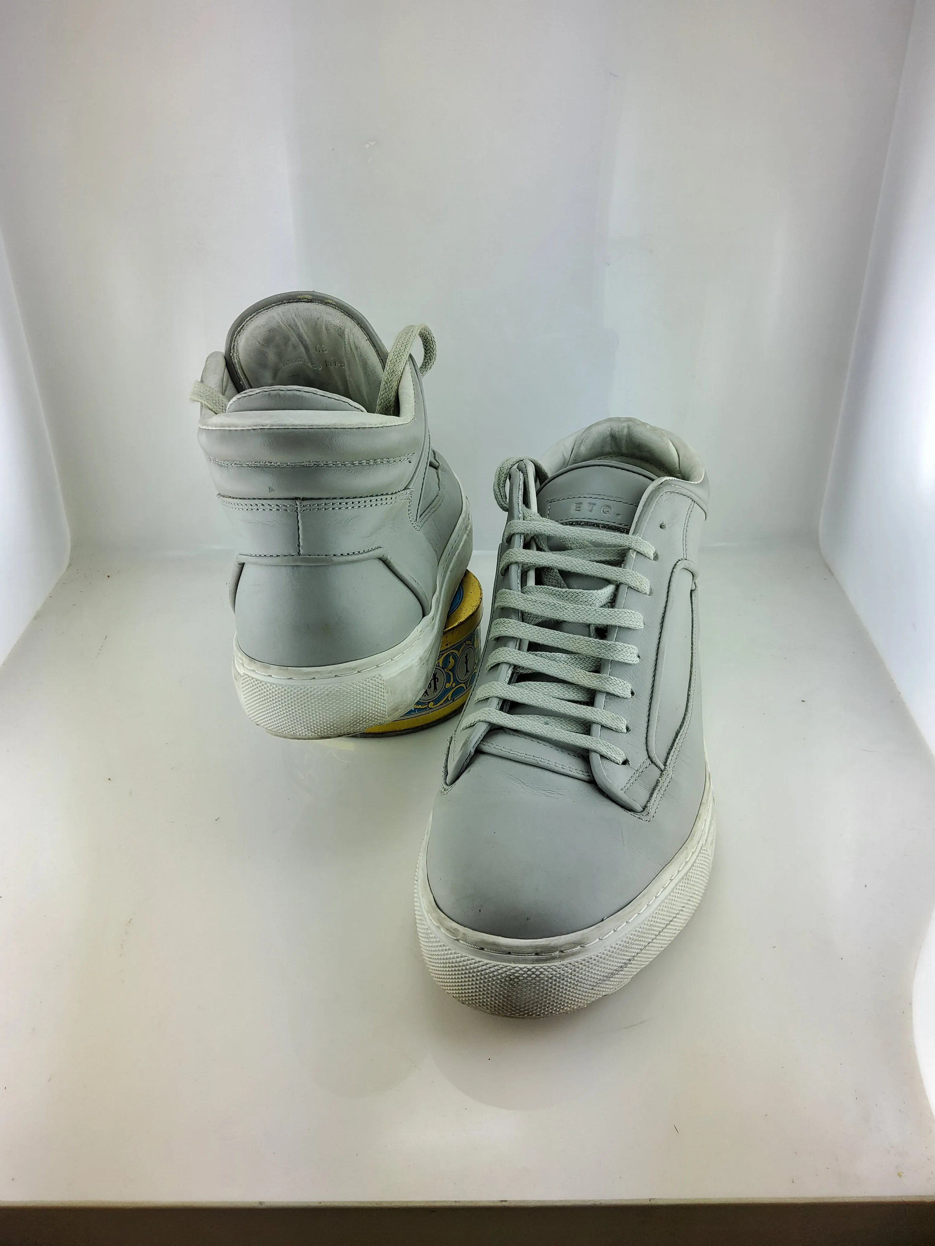 High sneakers
