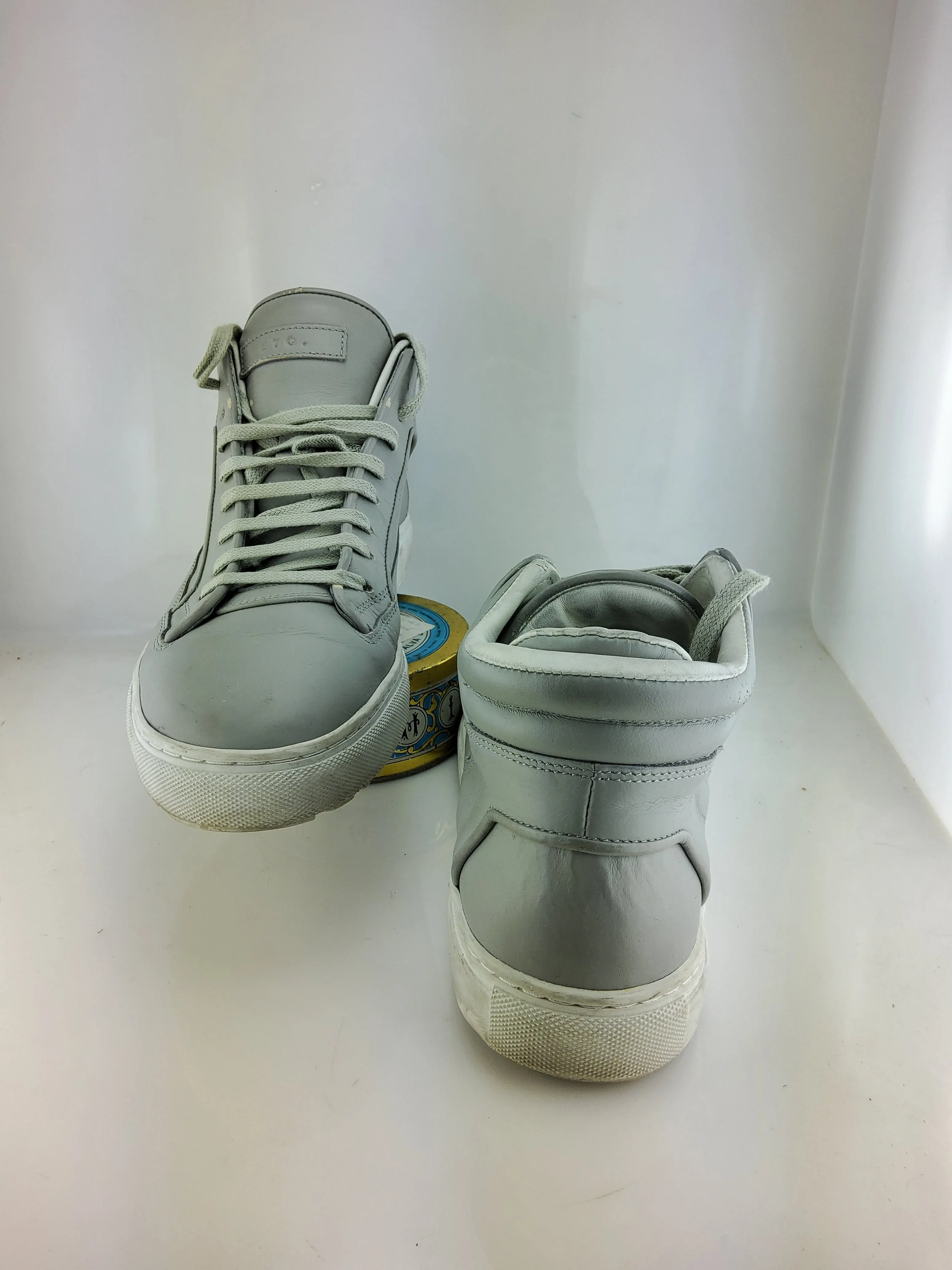 High sneakers