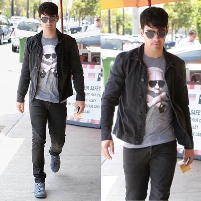 KARL BONES TEE