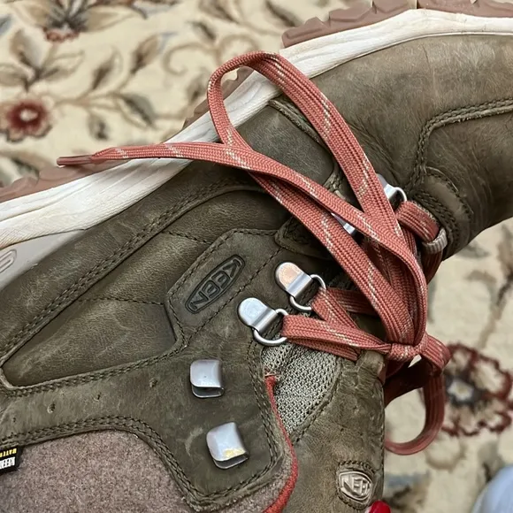 Keen Waterproof Brown Mid Hiking Boots Size 7.5