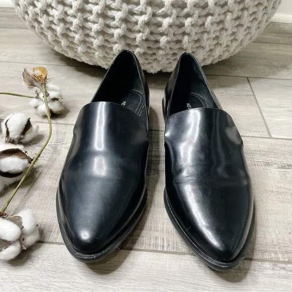 Kelsi Dagger Brooklyn Abbi Smooth Leather Pointed Toe Loafers Black Size 8.5M