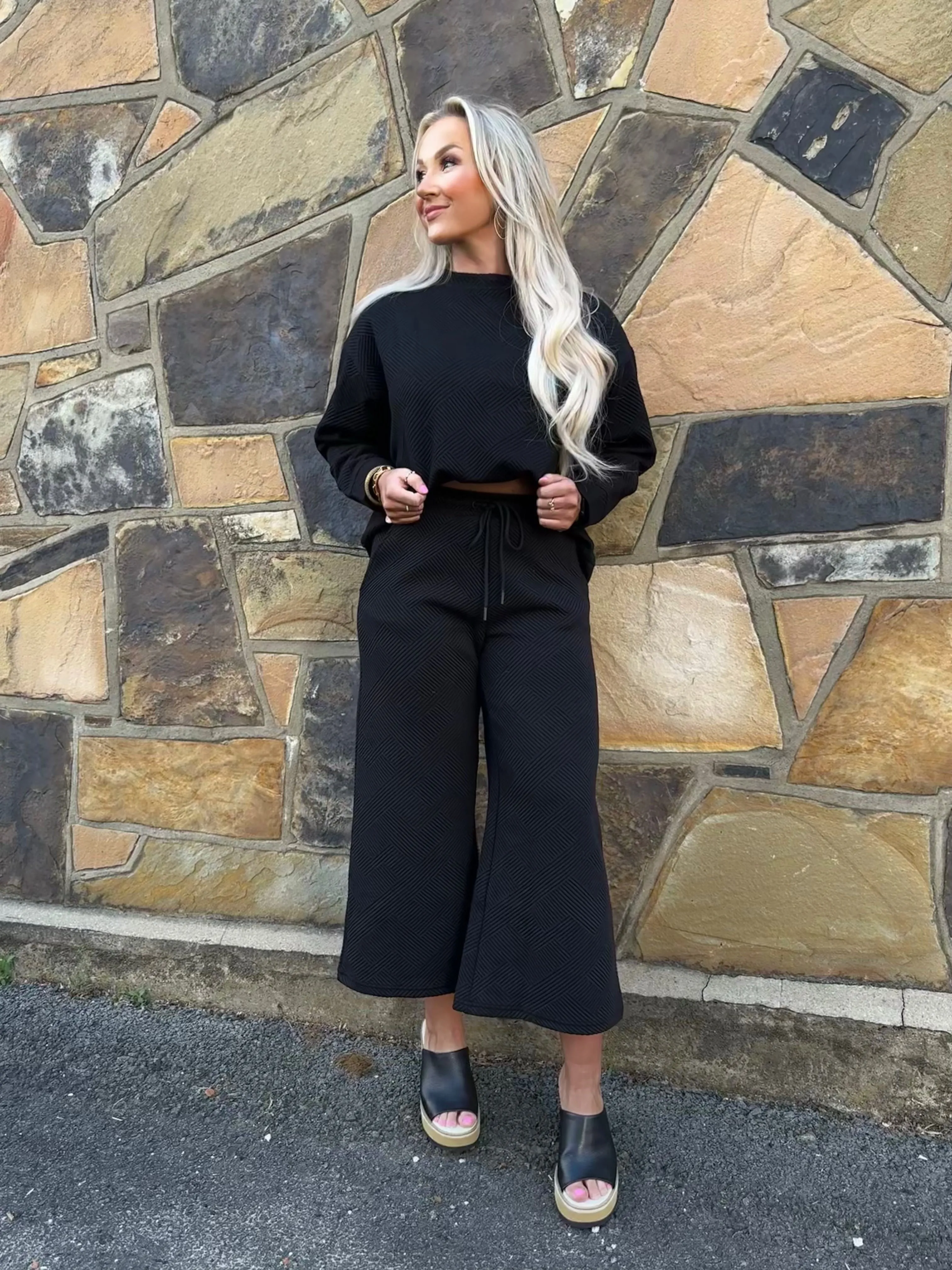 Kendall Textured Set- Black