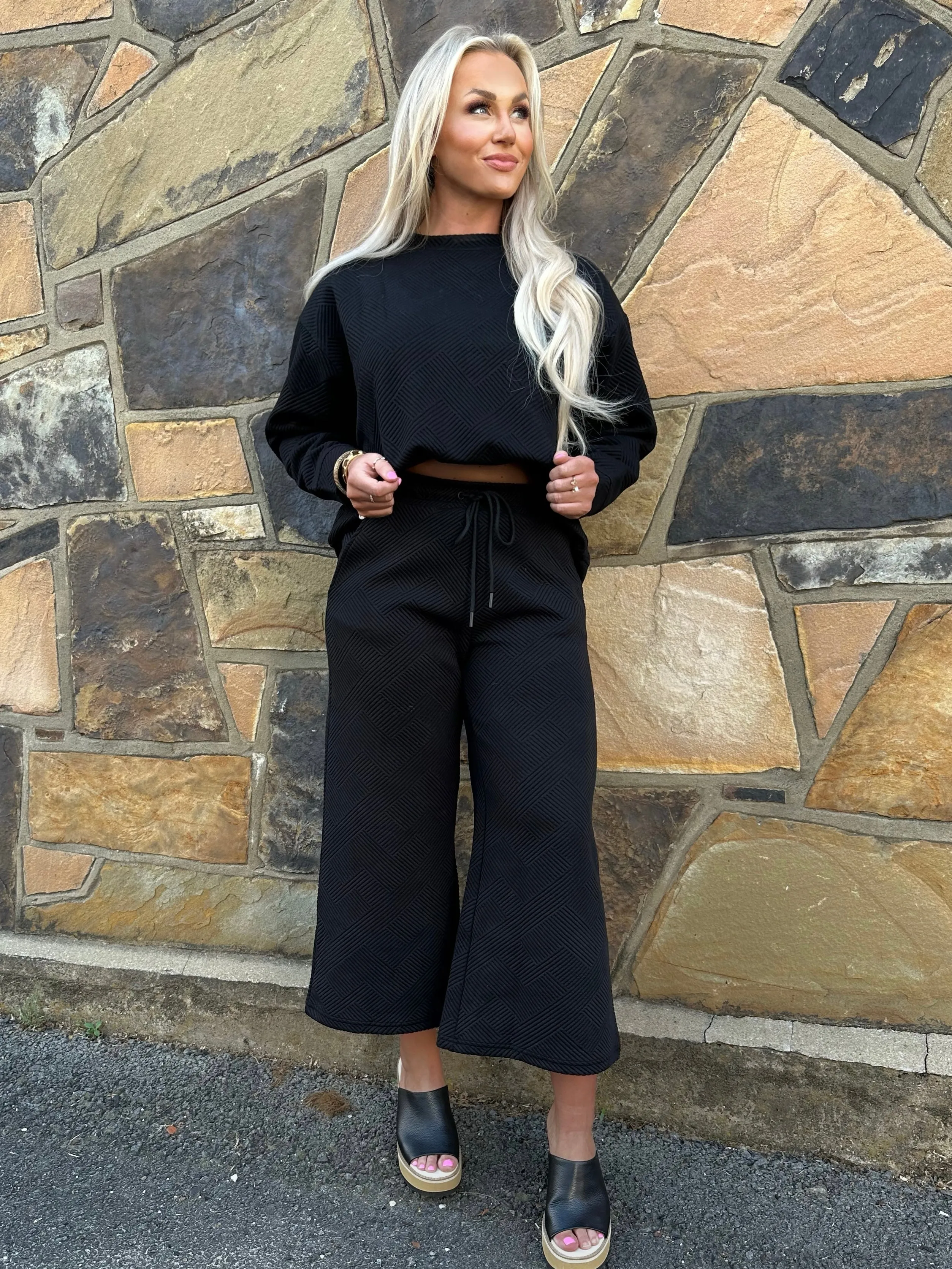 Kendall Textured Set- Black