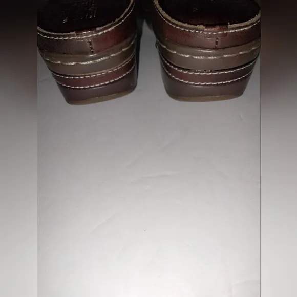 L'Artiste Spring Step (Size 39/US 8.5) Brown Leather Slip-on Padded Chino Clogs