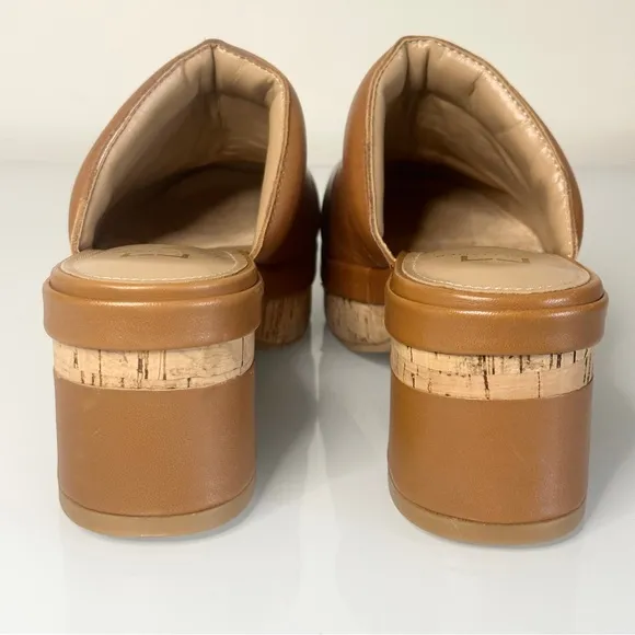 Marc Fisher LTD Beckett Block Heel Leather Clogs 7 Mules