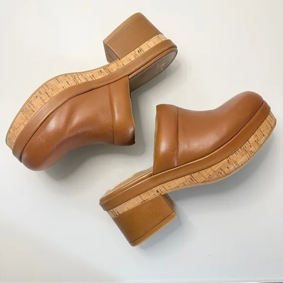 Marc Fisher LTD Beckett Block Heel Leather Clogs 7 Mules