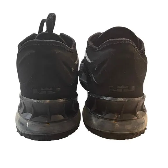 Men's 10.5 Nike LeBron 18 Low Zero Dark 23 Basketball Shoe Black