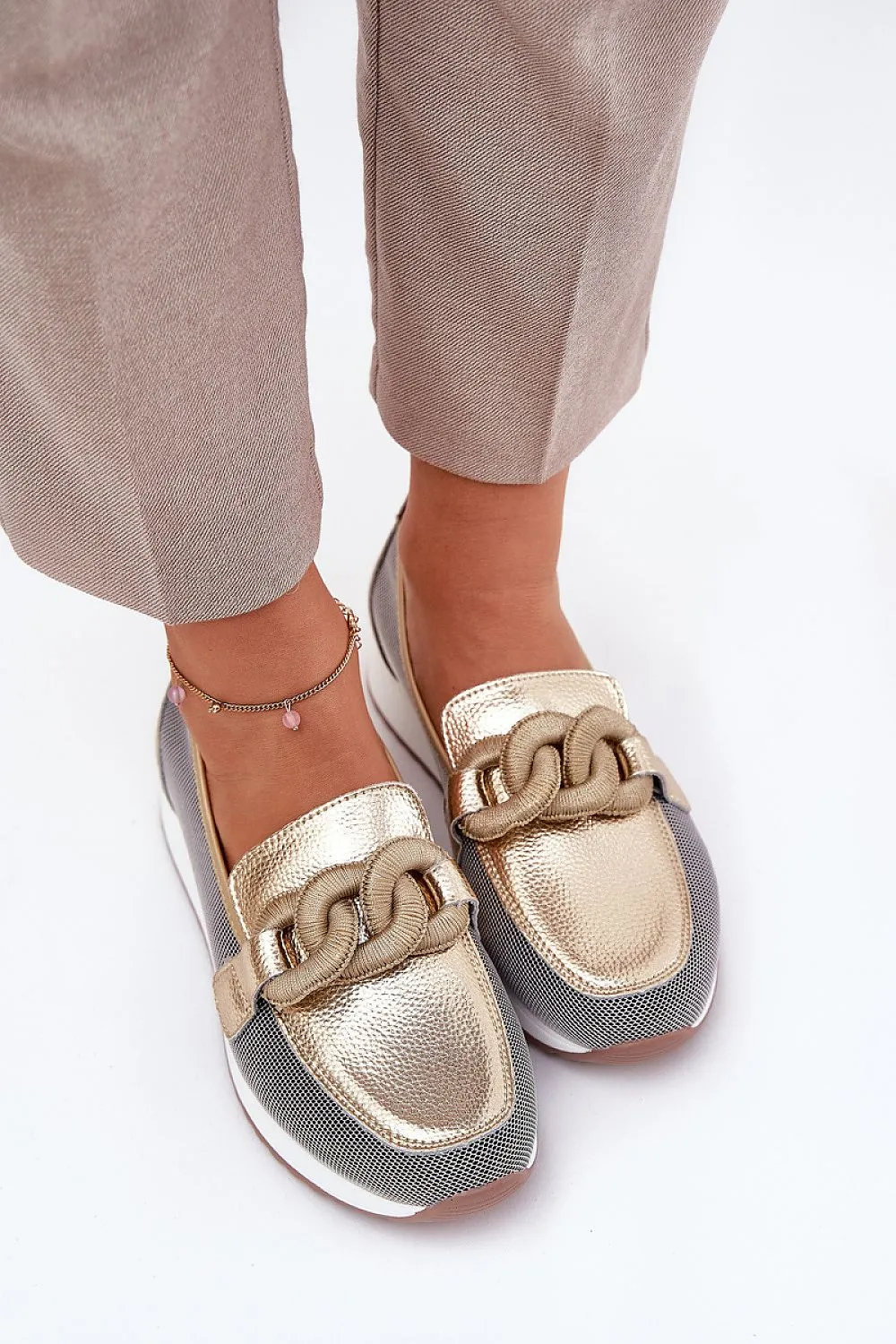 Mocassin Step in style