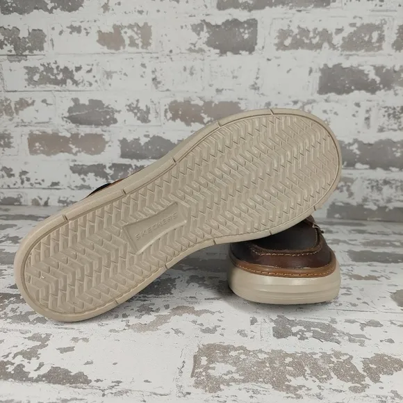 New SKECHERS Moreno Alago Classic Fit Air CooledBrown Chukka Leather Boots  O598
