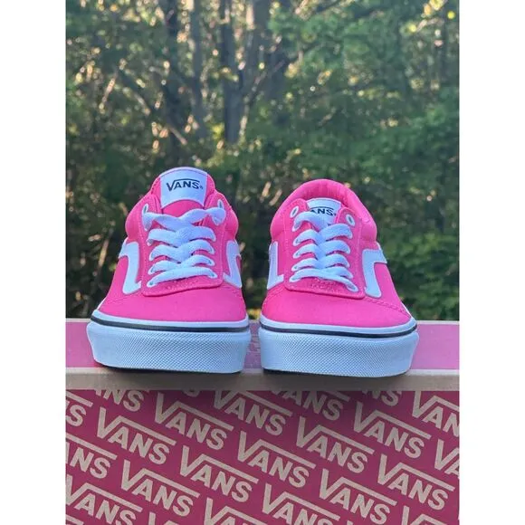 NEW Vans Youth Ward Casual Sneakers Canvas - Sizes 2YT, 3YT, 6YT
