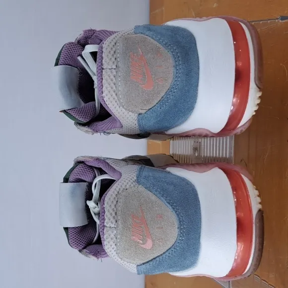 Nike Air Max Excee Orewood brown amethyst wave women's sz 8 suede sneakers
