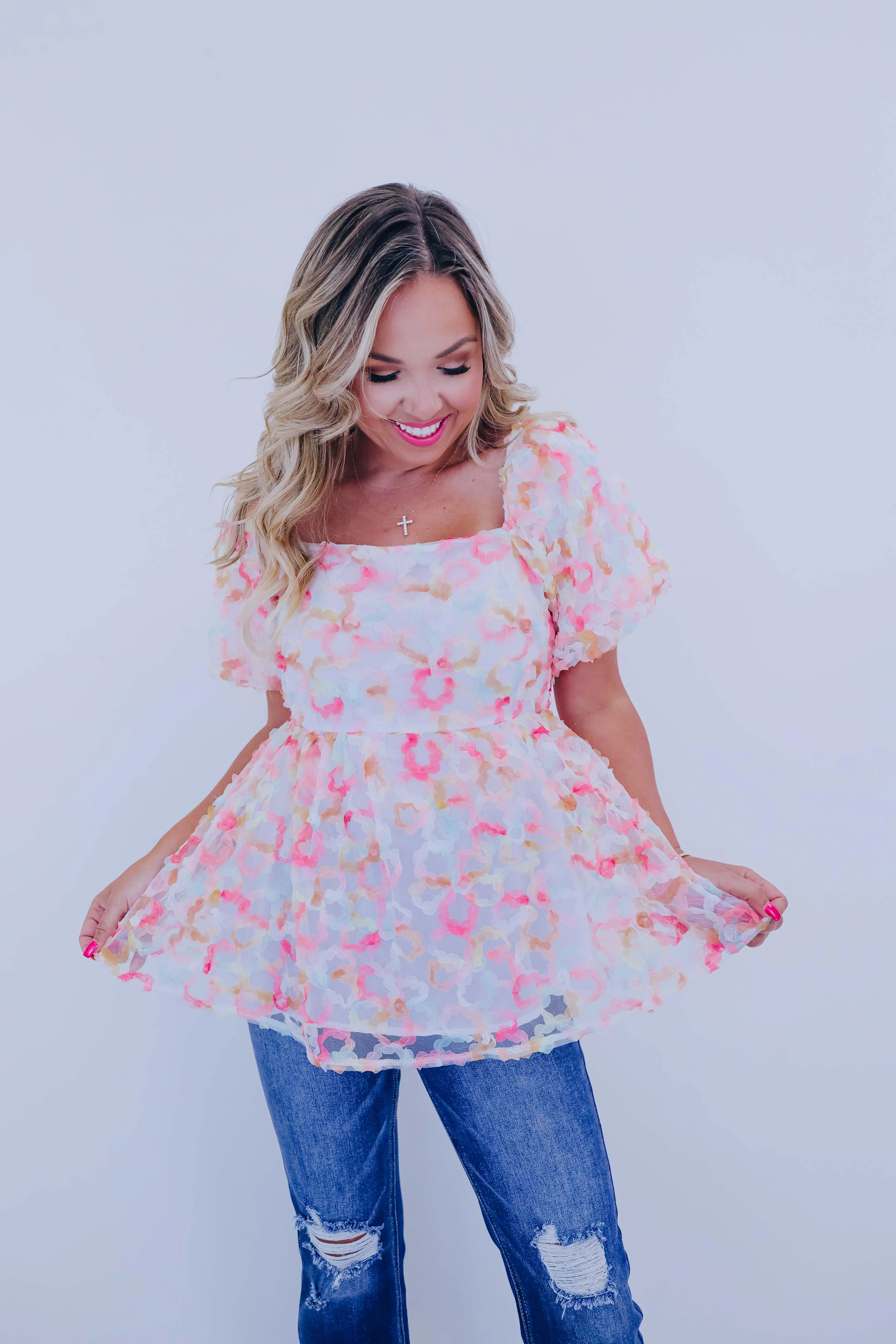 Pretty As A Peach Floral Mesh Puff Sleeve Top