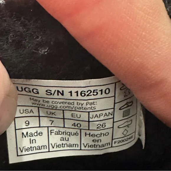 UGG New Heights Cozy Clogs New!