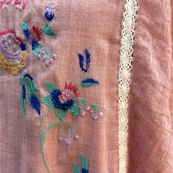 🧡🧡🧡Umgee embroidered dress cotton pink crochet detail medium