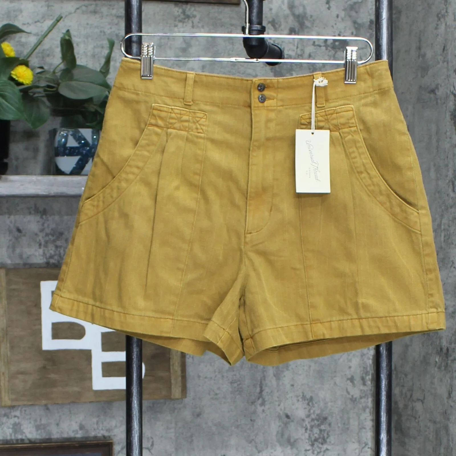 Universal Thread Women's High-Rise A-Line Pleated Shorts