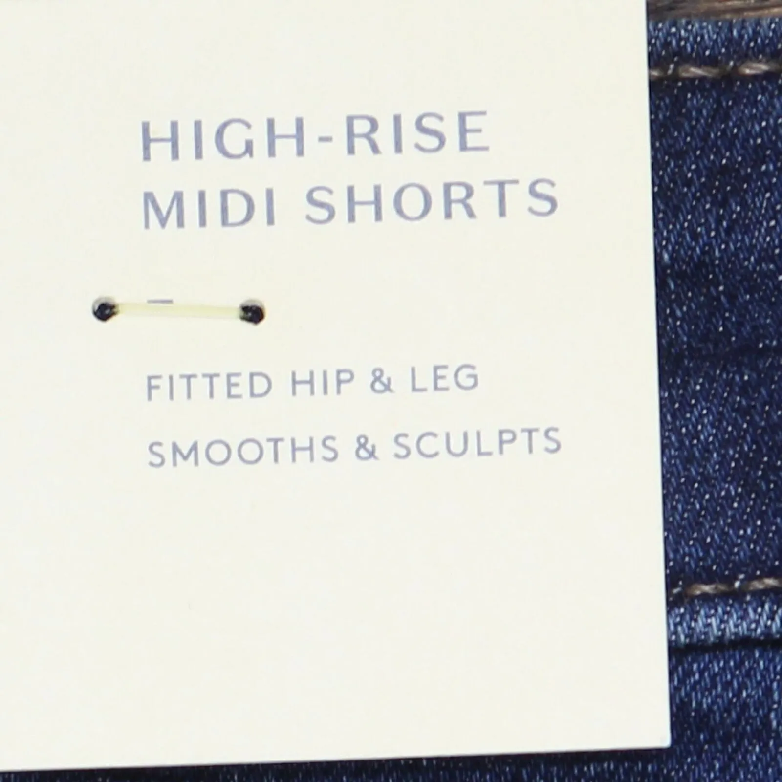 Universal Thread Women's Plus Size High-Rise Distressed Jean Shorts 563726