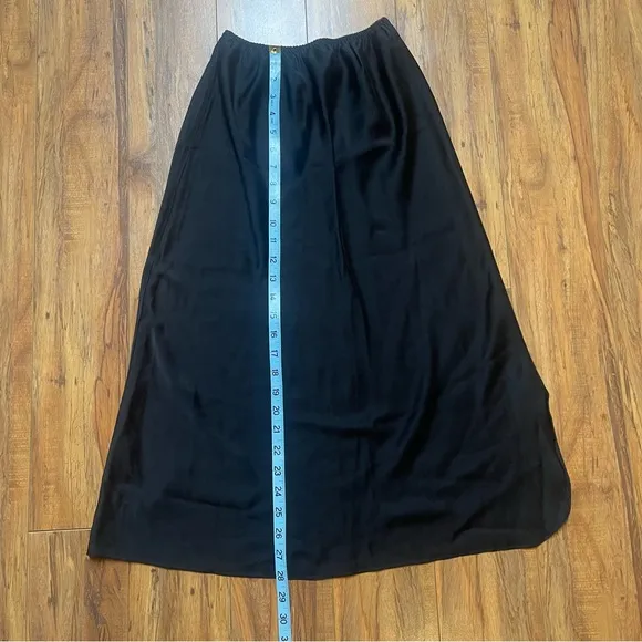 Vtg Nordstrom Intimates 100% Silk Black Midi Skirt Fits XS-S