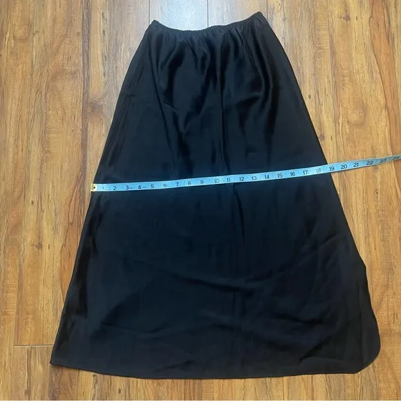 Vtg Nordstrom Intimates 100% Silk Black Midi Skirt Fits XS-S