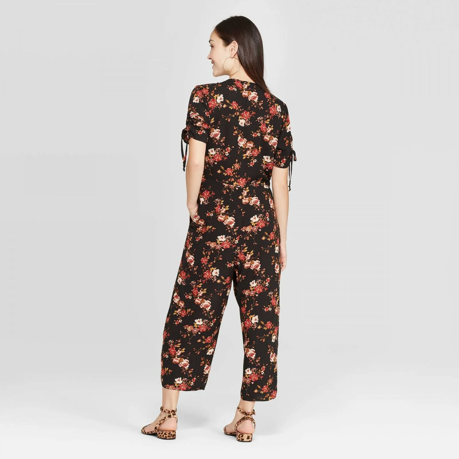 Xhilaration Women's Short Sleeve V-Neck Button Front Cropped Jumpsuit